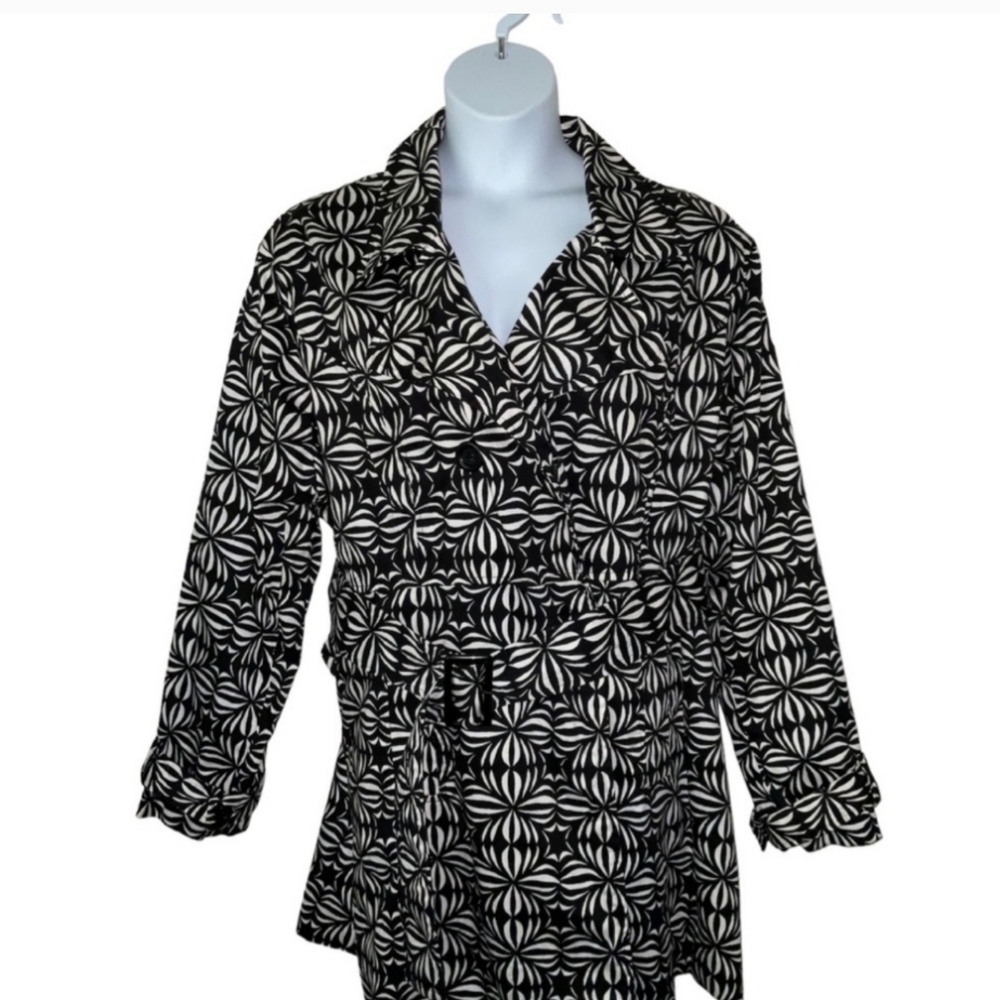 Ashley Stewart 3X Coat Trench Black White Geometric Belted